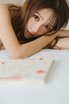 小茹和小黄狗
